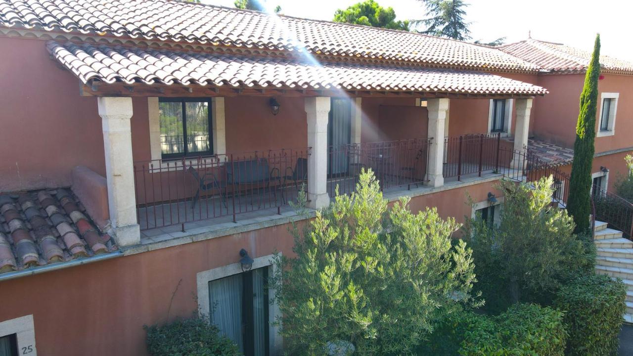 Hotel Du Mas Vinassan Exterior photo